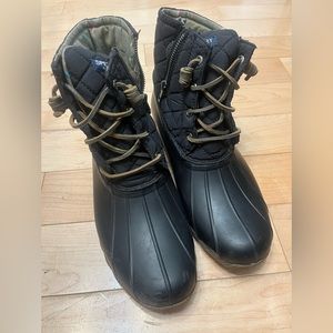 Sperry waterproof boots, size 9, black, prev. worn, very good condition